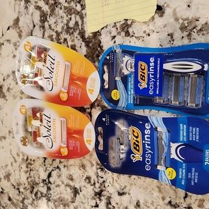 Girl and guys razors